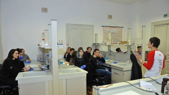 IL PROGETTO ITALIAN SCIENCE MOVING IN SCHOOL ALLA SMSI FIUME