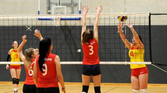 GRANDE VITTORIA DELLA NOSTRA SQUADRA FEMMINILE DI PALLAVOLO ALLE GARE UI