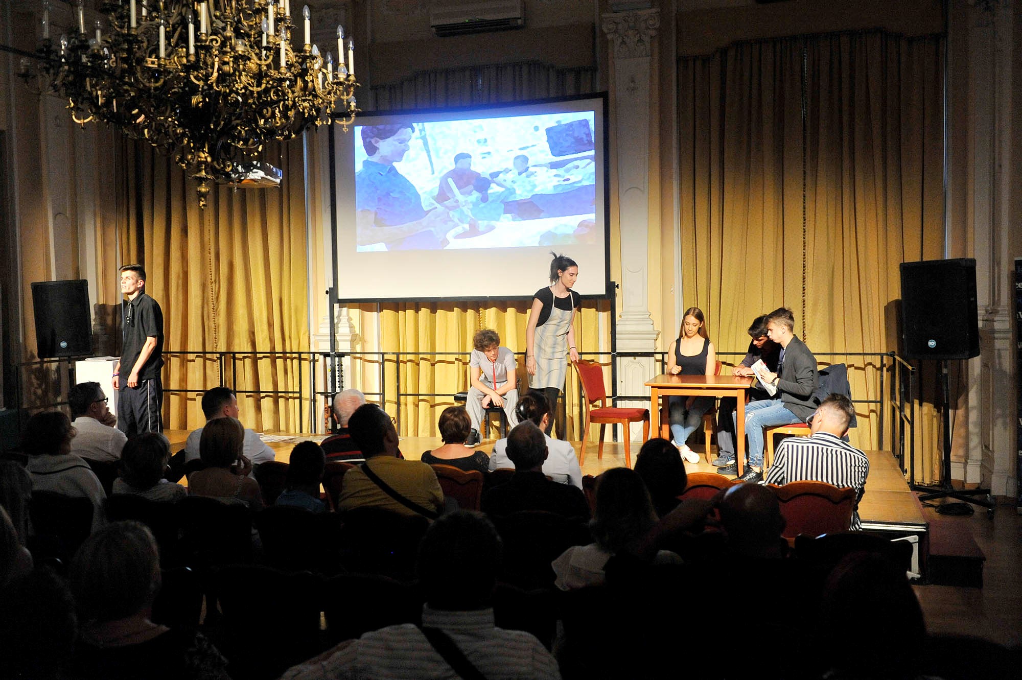 DIVERTIAMOCI 2 IN COMUNITÀ