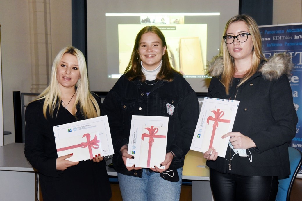 A VANJA VIŠNIĆ DELLA IVT IL PREMIO DEL CONCORSO LETTERARIO ”DANTE, L’ITALIANO”