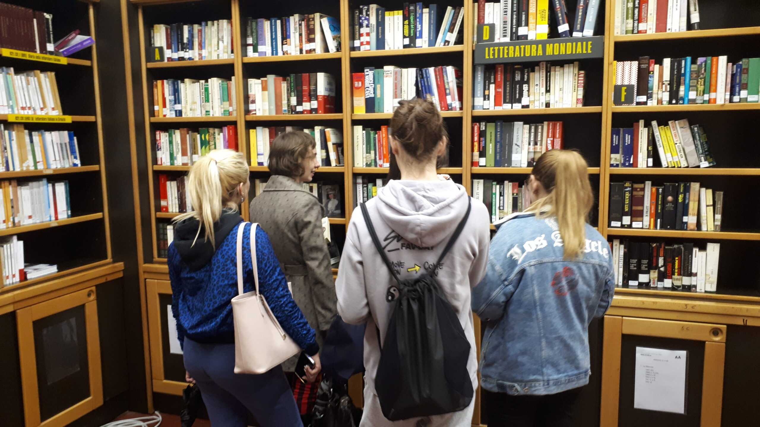Inaugurazione della biblioteca della CI con la IVL
