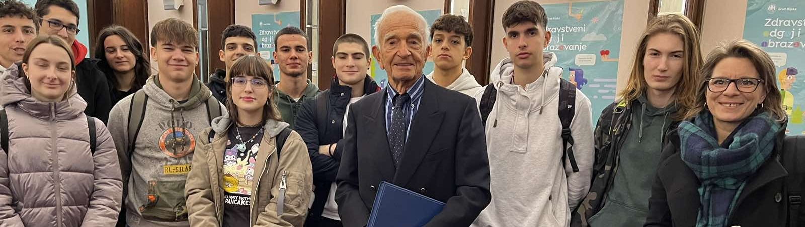 A tu per tu con la leggenda: gli alunni incontrano Abdon Pamich