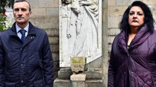 L’ambasciatore Paolo Trichilo e la console Iva Palmieri in visita al Cimitero monumentale di Cosala e alla SMSI