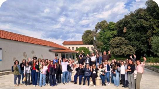 GRANDI RISULTATI DEI NOSTRI ALUNNI ALLE FINALI STATALI DELLE GARE DI SAPERE DI CHIMICA E LINGUA SPAGNOLA